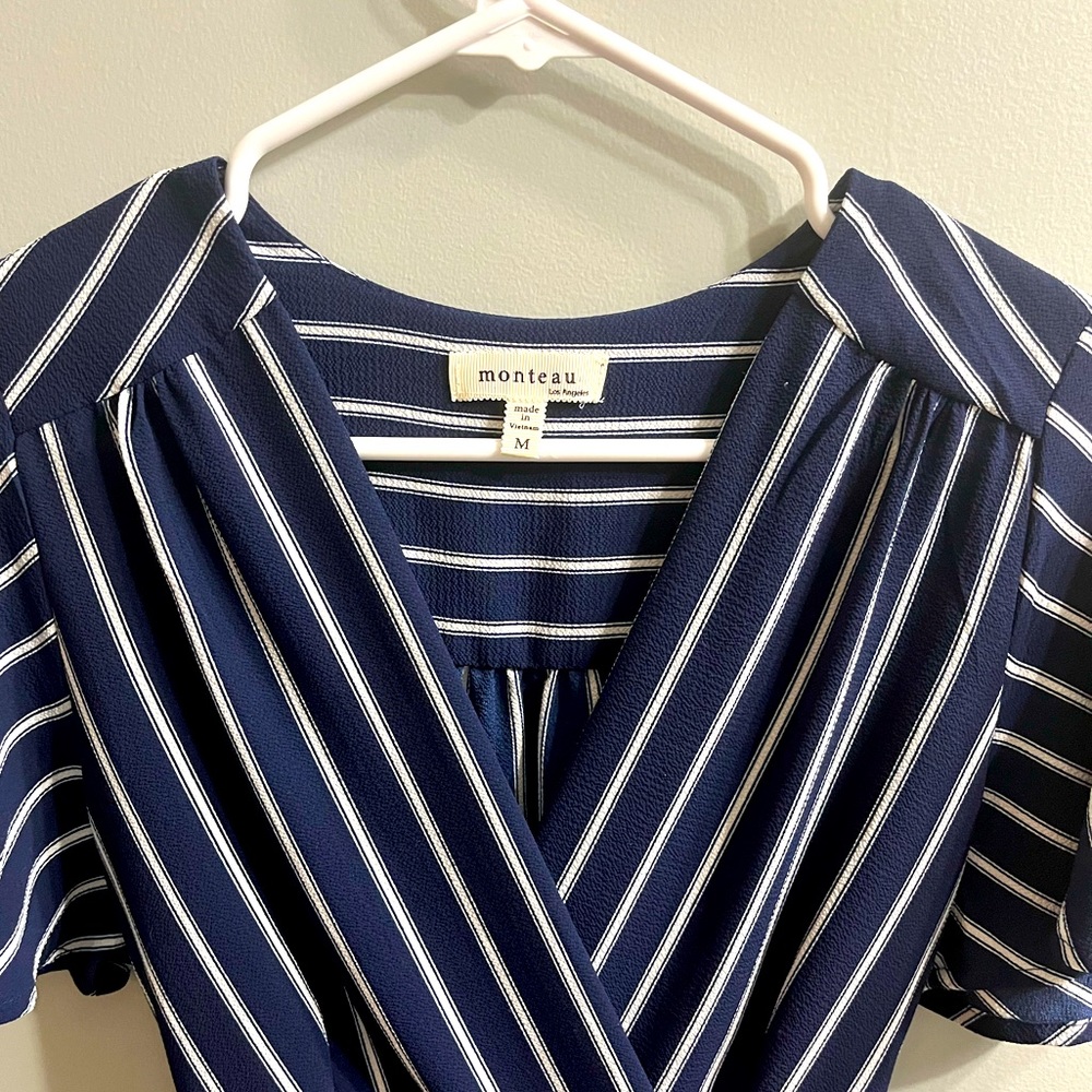 Navy and white striped dress🤍 size M